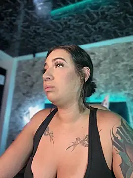 Snapshot of Scarlett-LS chatting on November 15, 4:05 am Scarlett-LS online show from November 15, 4:05 am