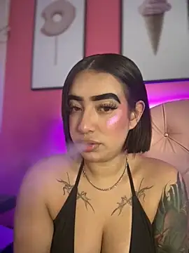 Snapshot of Scarlett-LS chatting on November 27, 2:23 am Scarlett-LS online show from November 27, 2:23 am