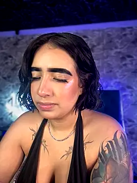 Snapshot of Scarlett-LS chatting on November 28, 2:12 am Scarlett-LS online show from November 28, 2:12 am