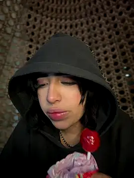 Snapshot of Scarlett-LS chatting on October 7, 6:03 am Scarlett-LS online show from October 7, 6:03 am