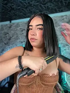 Snapshot of Scarlett-LS chatting on November 16, 1:43 am Scarlett-LS online show from November 16, 1:43 am