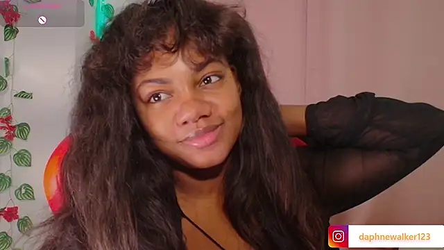 Daphnewalker   online show from February 10, 1:32 pm