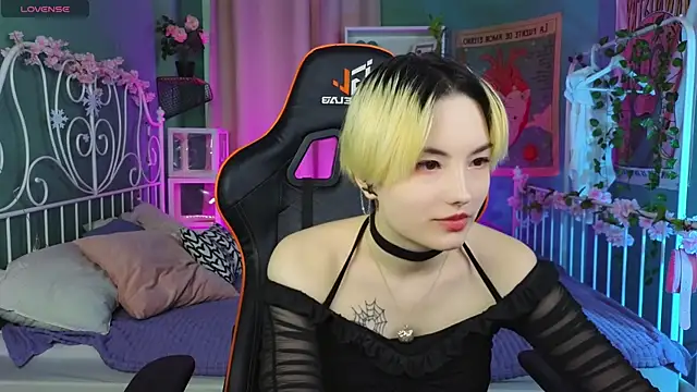 Akemi Sora  online show from March 1, 12:34 pm