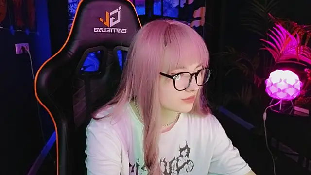 Akemi Sora  online show from March 3, 6:24 pm