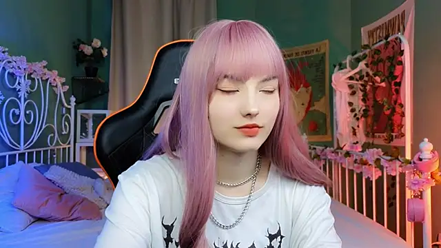 Akemi Sora  online show from March 4, 3:15 pm