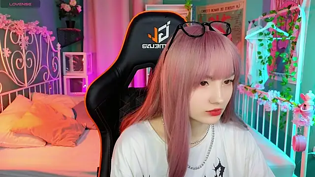 Akemi Sora  online show from March 5, 3:07 pm