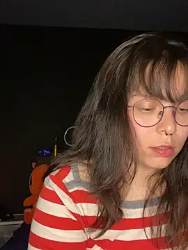 Snapshot of Solo_yoss chatting on October 24, 6:23 am Solo yoss online show from October 24, 6:23 am