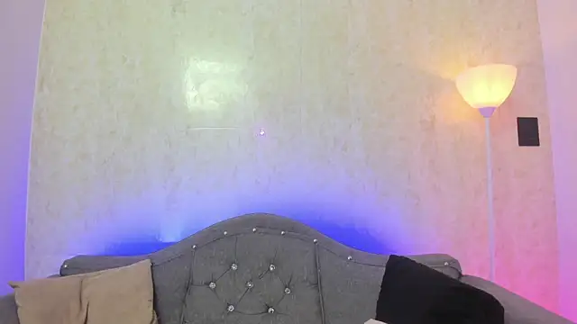 AntoniSantoss online show from April 5, 7:42 pm