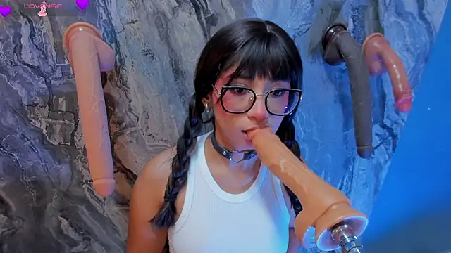 linda sofi   online show from March 26, 8:51 pm