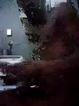 Snapshot of machinery98ron chatting on October 10, 1:39 am machinery98ron online show from October 10, 1:39 am