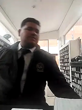 oscarshow24 online show from February 23, 9:48 pm