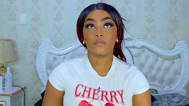 TianahGlow online show from October 29, 9:03 pm