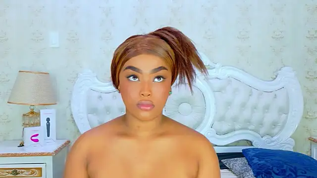 TianahGlow online show from December 3, 9:14 pm