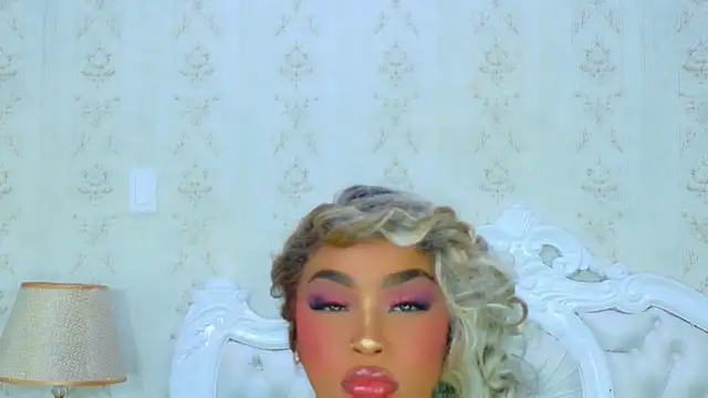 TianahGlow online show from February 14, 6:41 pm