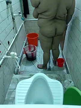 Snapshot of Lizza_boudi chatting on September 24, 7:26 am Lizza boudi online show from September 24, 7:26 am