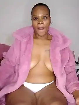 Snapshot of BigbootyliciousXXX chatting on March 19, 9:16 pm BigbootyliciousXXX online show from March 19, 9:16 pm
