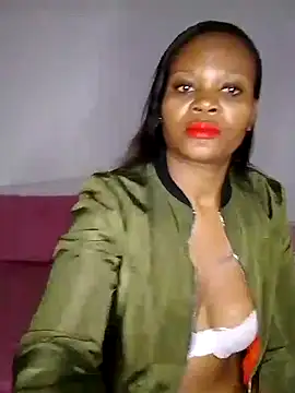 Snapshot of BigbootyliciousXXX chatting on March 14, 8:17 pm BigbootyliciousXXX online show from March 14, 8:17 pm