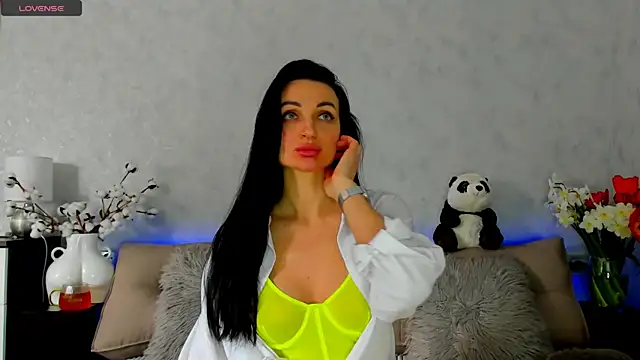 Snapshot of Tina_Mart chatting on May 1, 11:59 am Tina Mart online show from May 1, 11:59 am