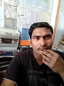 ccuteboyyyy online show from March 12, 9:12 am