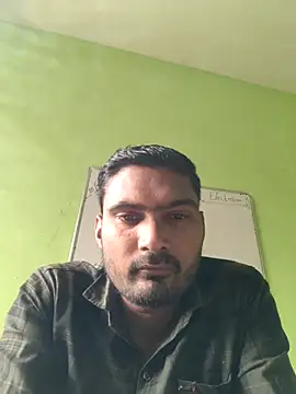 ccuteboyyyy online show from November 10, 4:39 am