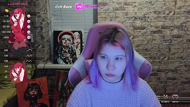 Little kitsune1707 online show from December 5, 4:22 am