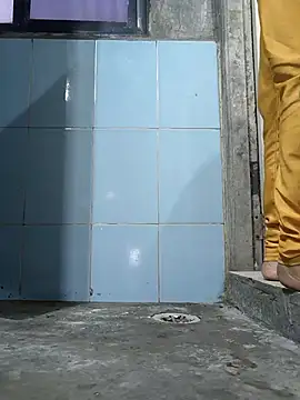 Snapshot of lovely----bhabhi chatting on November 9, 12:58 am lovely----bhabhi online show from November 9, 12:58 am