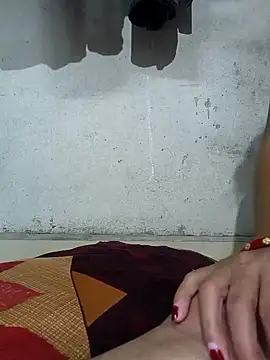 Snapshot of lovely----bhabhi chatting on November 7, 4:44 pm lovely----bhabhi online show from November 7, 4:44 pm