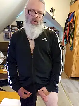 HardSteele97 online show from October 4, 4:30 pm
