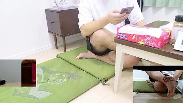 Snapshot of YARASERO-kun chatting on September 26, 12:56 pm YARASERO-kun online show from September 26, 12:56 pm