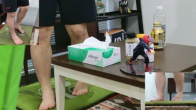 Snapshot of YARASERO-kun chatting on February 16, 7:40 am YARASERO-kun online show from February 16, 7:40 am