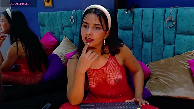 MariamLaraa online show from February 26, 9:20 pm