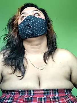 Snapshot of rani130 chatting on November 30, 2:01 am rani130 online show from November 30, 2:01 am