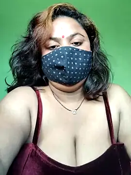 Snapshot of rani130 chatting on October 7, 1:17 am rani130 online show from October 7, 1:17 am