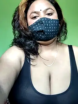 Snapshot of rani130 chatting on November 8, 1:20 am rani130 online show from November 8, 1:20 am