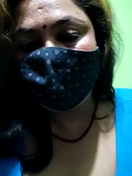 Snapshot of rani130 chatting on October 9, 1:33 pm rani130 online show from October 9, 1:33 pm