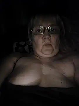 Violet5364 online show from April 16, 9:39 pm