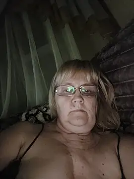 Violet5364 online show from April 16, 8:53 pm