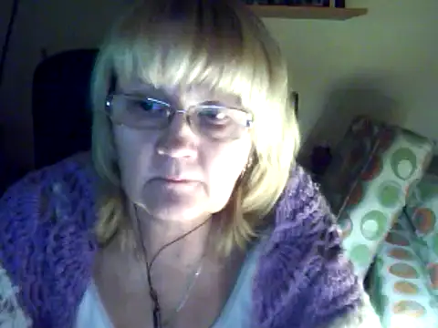 Snapshot of Violet5364 chatting on February 28, 11:12 pm Violet5364 online show from February 28, 11:12 pm