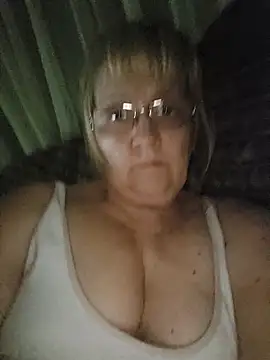 Violet5364 online show from April 10, 8:49 pm