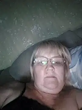 Violet5364 online show from November 25, 9:37 pm