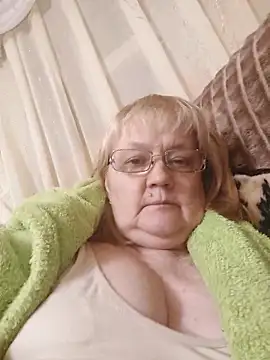 Violet5364 online show from February 17, 9:23 pm