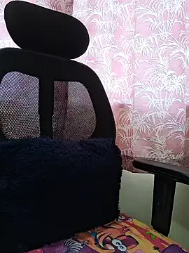 Jassi Does online show from November 22, 8:35 am