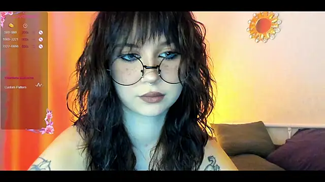 Snapshot of marynixoxo chatting on October 22, 4:50 pm marynixoxo online show from October 22, 4:50 pm