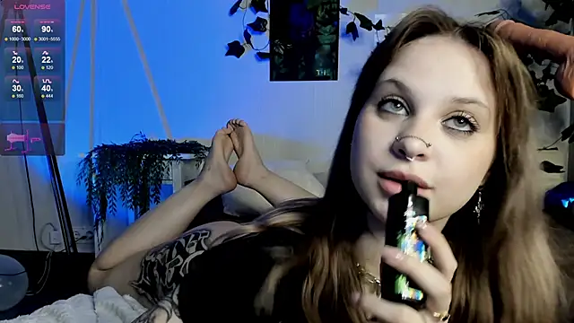 Snapshot of marynixoxo chatting on March 4, 5:21 am marynixoxo online show from March 4, 5:21 am