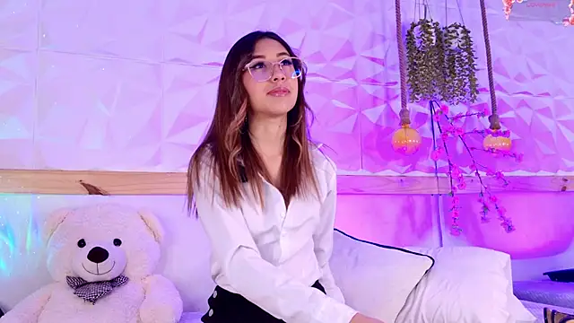 Snapshot of Sopphiaa_Payton chatting on November 30, 12:17 pm Sopphiaa Payton online show from November 30, 12:17 pm