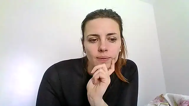 Snapshot of CecilGreen chatting on March 11, 3:45 pm CecilGreen online show from March 11, 3:45 pm