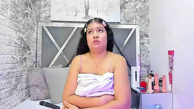 EvansDarling online show from February 14, 2:28 pm