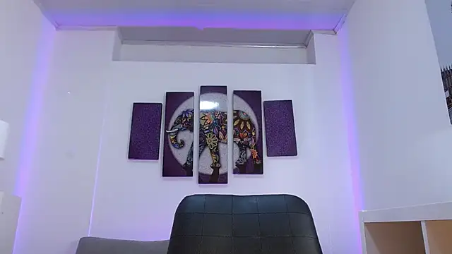 emily jewell1 online show from December 19, 11:12 am