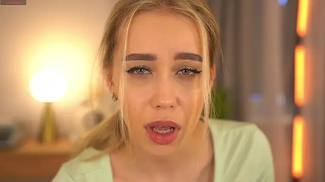  Spring Day  online show from March 12, 8:07 am