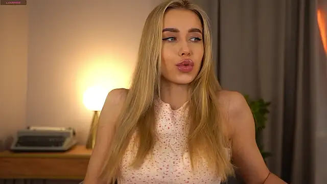  Spring Day  online show from March 21, 8:15 am